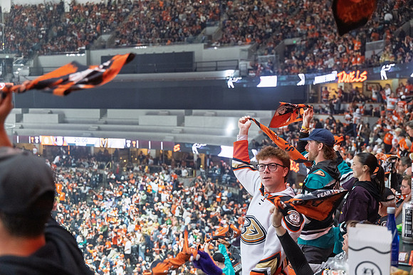 051026_ANAHEIM_DUCKS_346