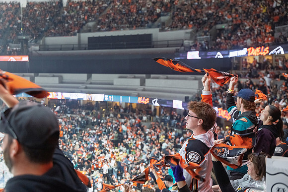 051026_ANAHEIM_DUCKS_351