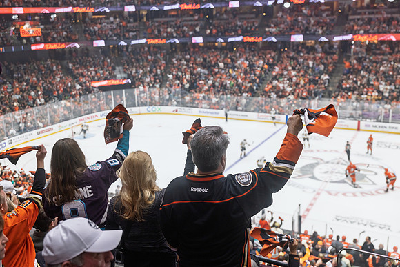051026_ANAHEIM_DUCKS_354