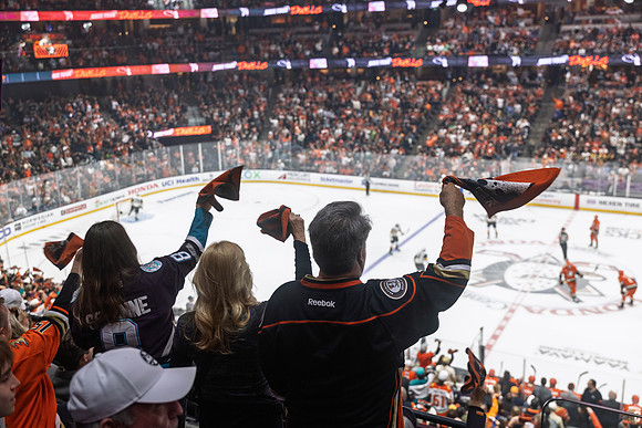 051026_ANAHEIM_DUCKS_355