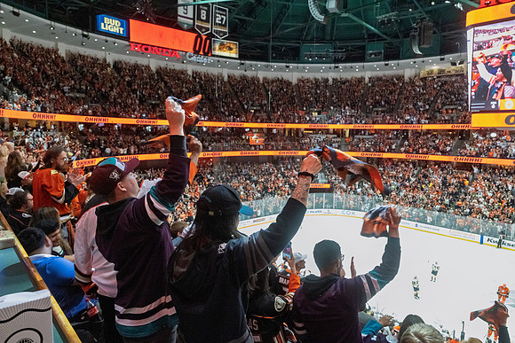051026_ANAHEIM_DUCKS_626