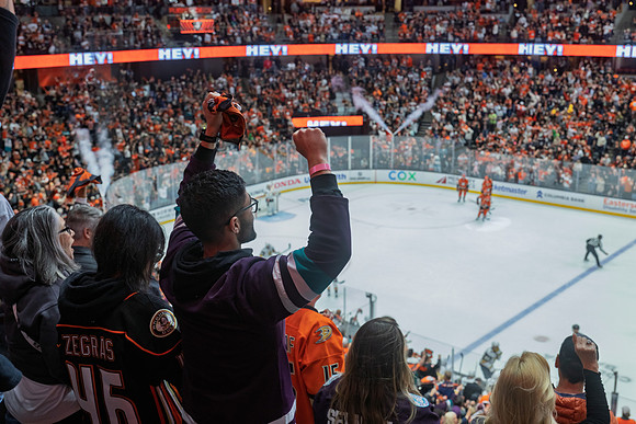 051026_ANAHEIM_DUCKS_736