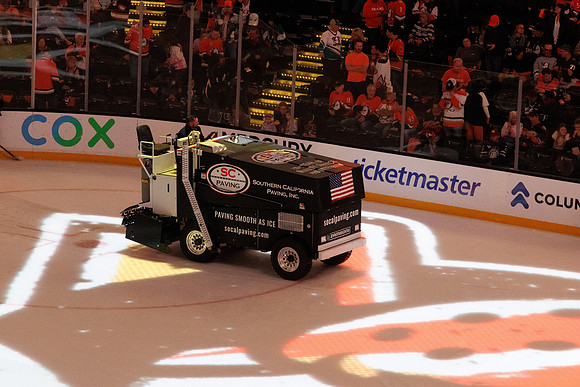 051026_ANAHEIM_DUCKS_821