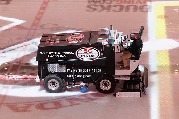 051026_ANAHEIM_DUCKS_844