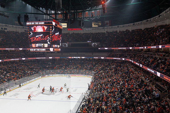 051026_ANAHEIM_DUCKS_890