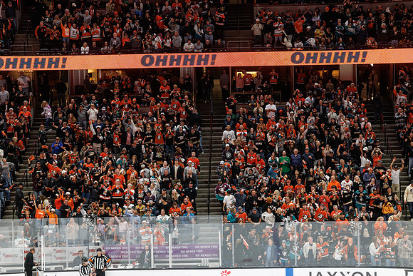 051026_ANAHEIM_DUCKS_1089
