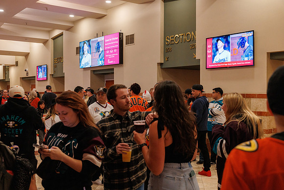 101624_ANAHEIM_DUCKS_0135