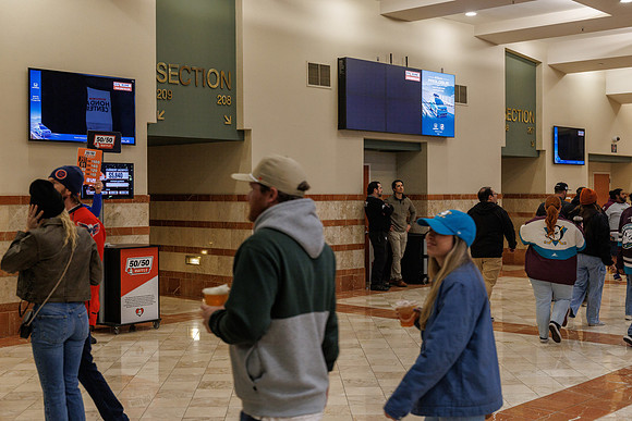 031125_ANAHEIM_DUCKS_0948