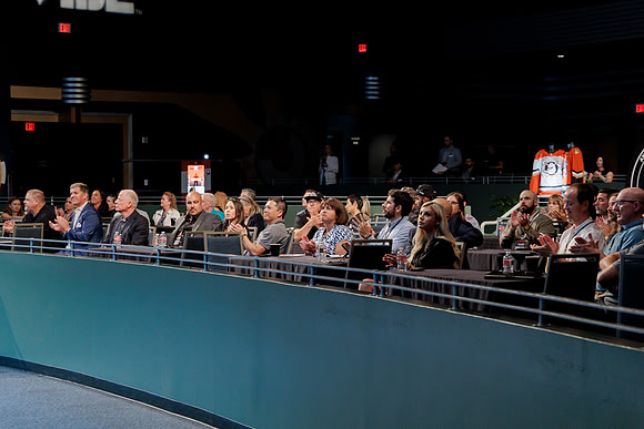 080426_ANAHEIM_DUCKS_RMR15896