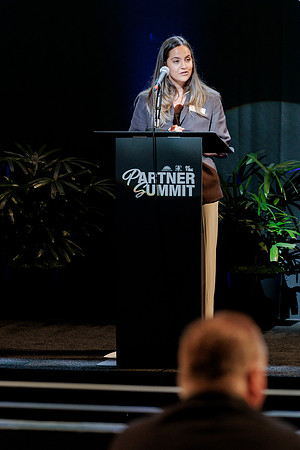 080426_ANAHEIM_DUCKS_RMR16146