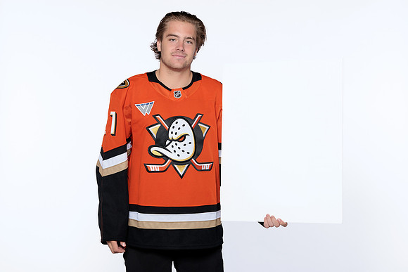 090826_ANAHEIM_DUCKS_RMRMR55694