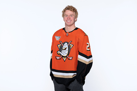 090826_ANAHEIM_DUCKS_RMRMR55770