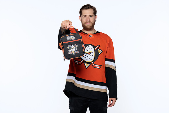 090826_ANAHEIM_DUCKS_RMRMR56868