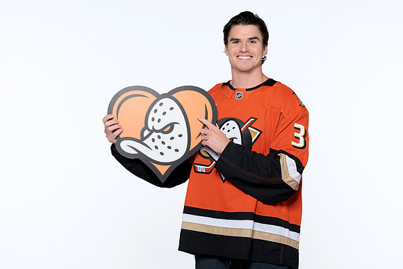 090826_ANAHEIM_DUCKS_RMRMR56939