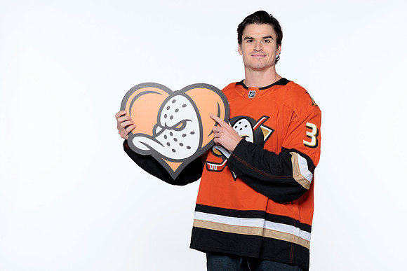 090826_ANAHEIM_DUCKS_RMRMR56938