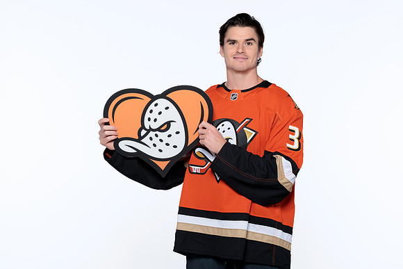 090826_ANAHEIM_DUCKS_RMRMR56940