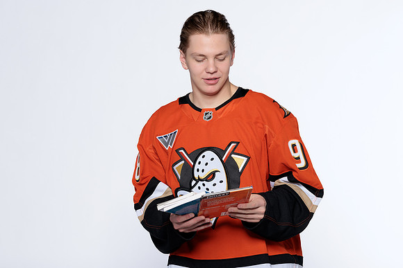 090826_ANAHEIM_DUCKS_RMRMR57006