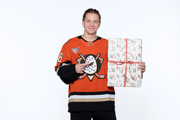 090826_ANAHEIM_DUCKS_RMRMR57013