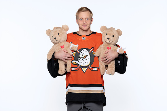 090826_ANAHEIM_DUCKS_RMRMR57034