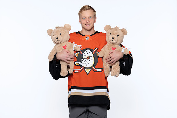 090826_ANAHEIM_DUCKS_RMRMR57035