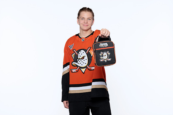 090826_ANAHEIM_DUCKS_RMRMR57009