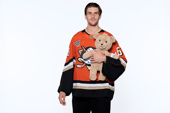 090826_ANAHEIM_DUCKS_RMRMR57237