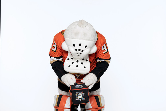 090826_ANAHEIM_DUCKS_RMRMR57095
