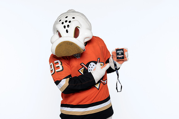 090826_ANAHEIM_DUCKS_RMRMR57105