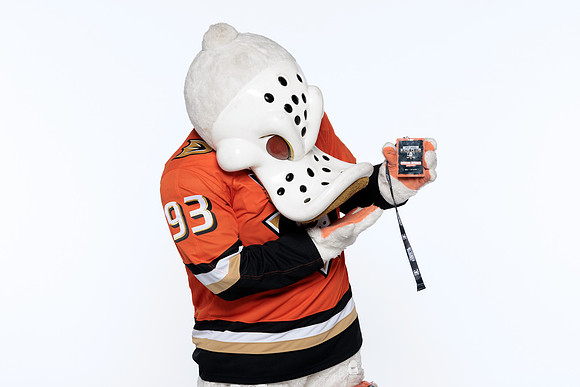 090826_ANAHEIM_DUCKS_RMRMR57106
