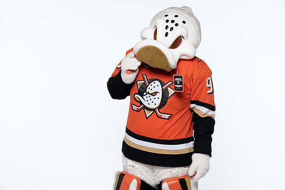 090826_ANAHEIM_DUCKS_RMRMR57110