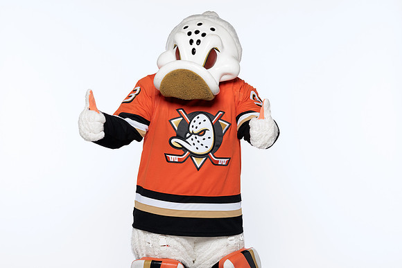 090826_ANAHEIM_DUCKS_RMRMR57127