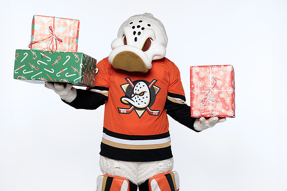 090826_ANAHEIM_DUCKS_RMRMR57145