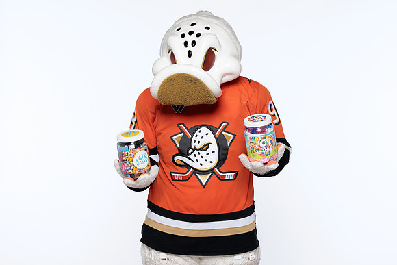 090826_ANAHEIM_DUCKS_RMRMR57182