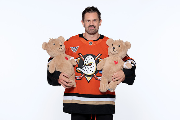 090926_ANAHEIM_DUCKS_RMR57294