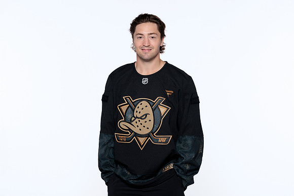 090926_ANAHEIM_DUCKS_RMR57345