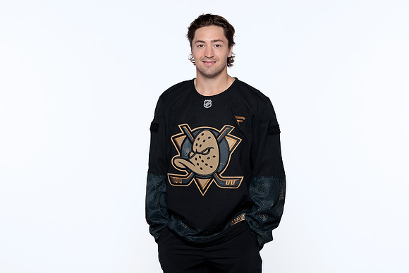 090926_ANAHEIM_DUCKS_RMR57346