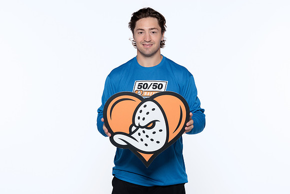 090926_ANAHEIM_DUCKS_RMR57350