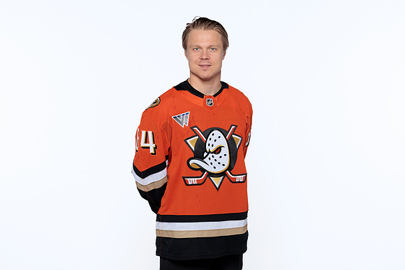 090926_ANAHEIM_DUCKS_RMR57352