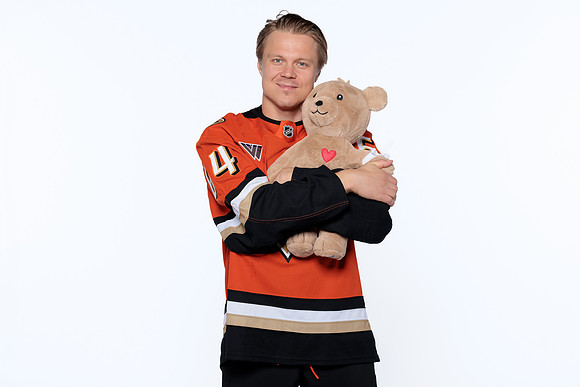 090926_ANAHEIM_DUCKS_RMR57356
