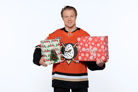 090926_ANAHEIM_DUCKS_RMR57360