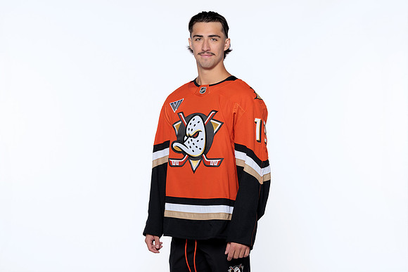 090926_ANAHEIM_DUCKS_RMR57392