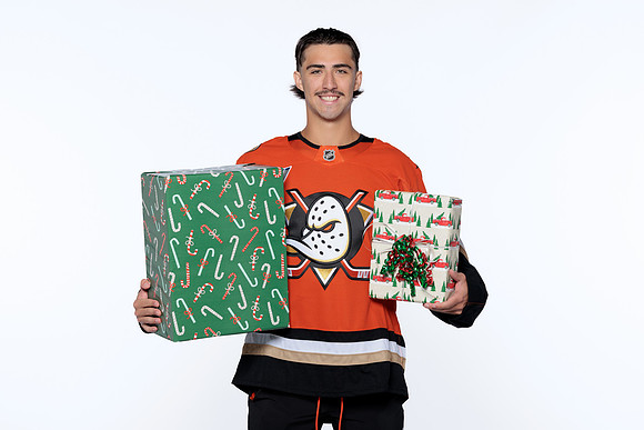 090926_ANAHEIM_DUCKS_RMR57396