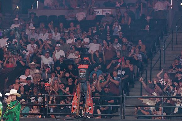 091126_HONDA_CENTER_0095