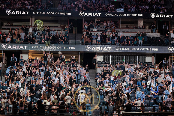091126_HONDA_CENTER_0103