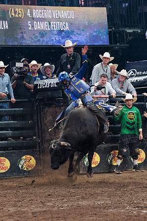 091326_HONDA_CENTER_RMR12022