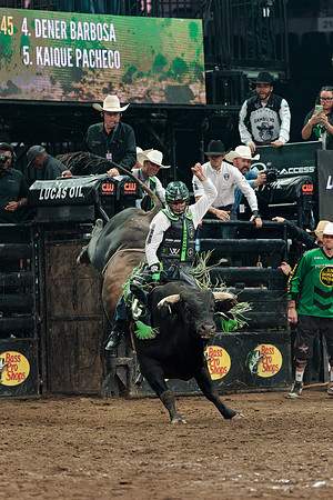 091326_HONDA_CENTER_RMR13709