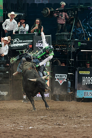 091326_HONDA_CENTER_RMR14310