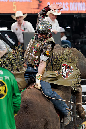 091326_HONDA_CENTER_RMR15018