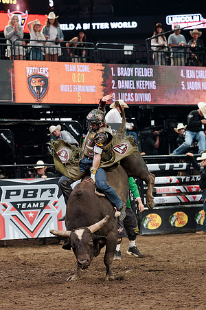 091326_HONDA_CENTER_RMR15076