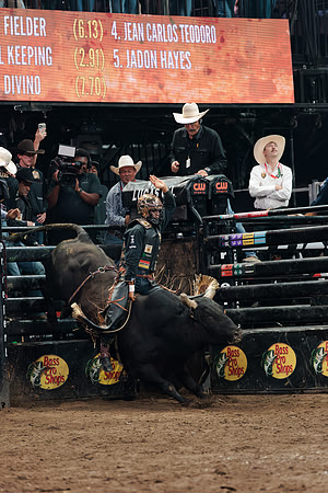 091326_HONDA_CENTER_RMR16042